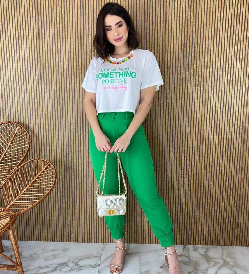 Calça Skinny Feminina com Botões e Bolsos Verde Bandeira - Fernanda Ramos Store