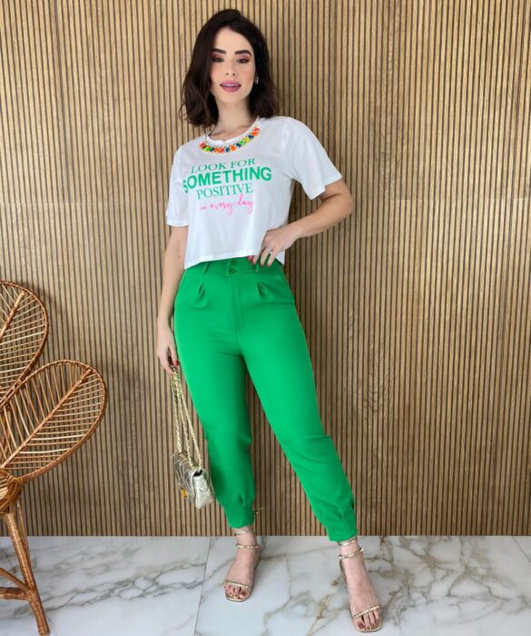 Calça Skinny Feminina com Botões e Bolsos Verde Bandeira - Fernanda Ramos Store