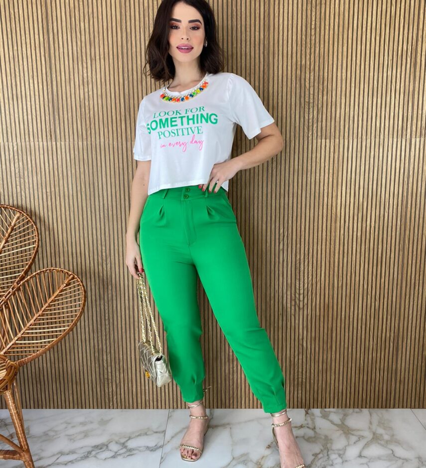 Calça Skinny Feminina com Botões e Bolsos Verde Bandeira - Fernanda Ramos Store