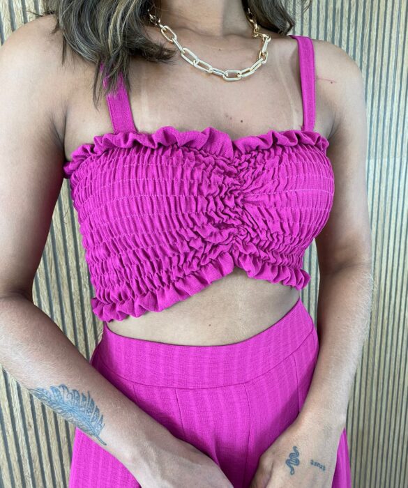 fernandaramosstore com br conjunto feminino calca pantacourt e cropped lastex fucsia 2