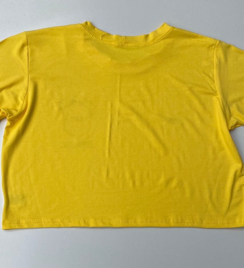 Cropped Feminino Manga Curta sem Bojo com Estampa Amarelo - Fernanda Ramos Store