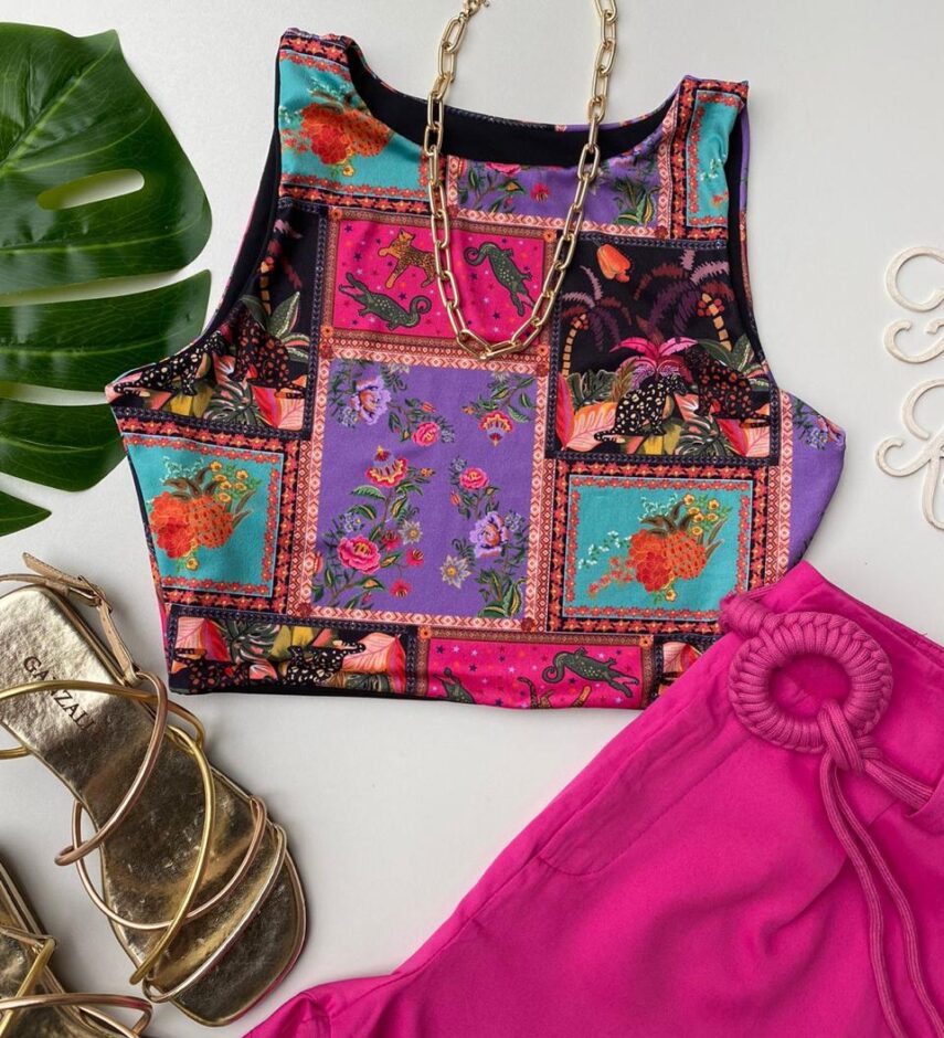 Cropped Feminino sem Bojo Estampa Animais e Flores - Fernanda Ramos Store