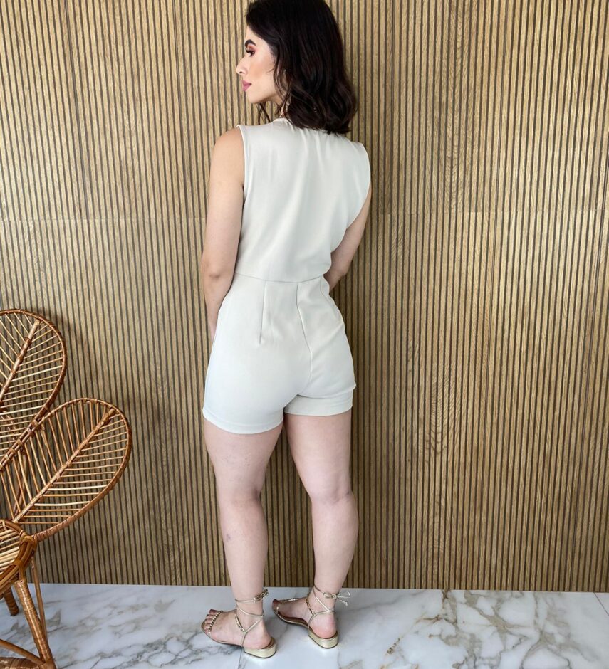 fernandaramosstore com br macaquinho feminino sem bojo com botoes encapados verde copia 1