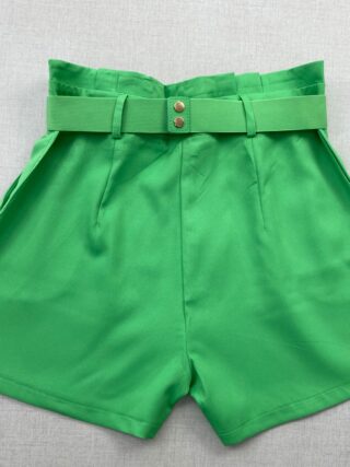 Short Feminino com Detalhe de Cinto Verde Bandeira - Fernanda Ramos Store