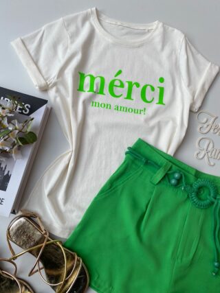 T-shirt Manga Curta Mérci Mon Amour em Verde Off White - Fernanda Ramos Store