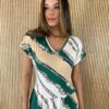 fernandaramosstore com br vestido midi de malha sem bojo manga curta estampa verde e bege 1