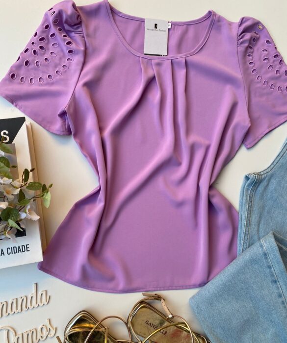 fernandaramosstore com br blusa feminina detalhes vazados nas mangas lilas 1