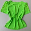 fernandaramosstore com br blusa feminina detalhes vazados nas mangas verde 2