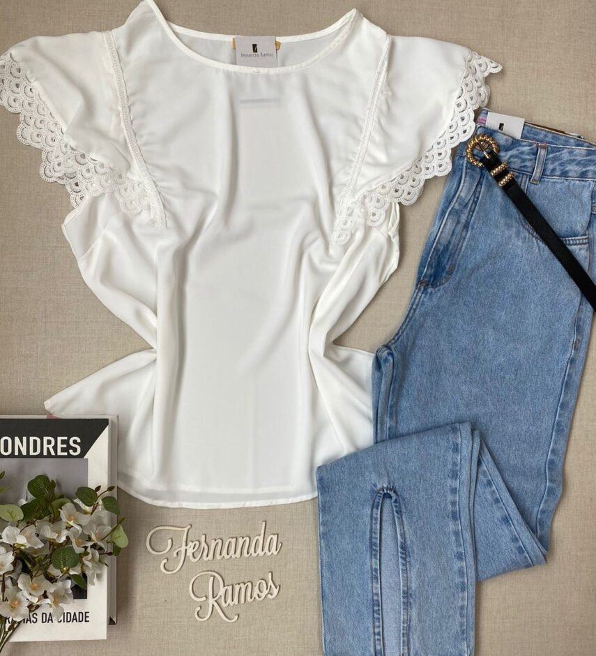 Blusa Manga Curta Feminina Plus com Detalhes Branca Fernanda Ramos Store