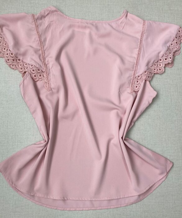 fernandaramosstore com br blusa manga curta feminina plus com detalhes rosa 2