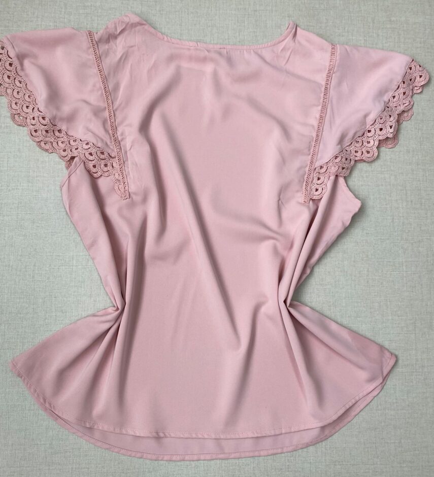 fernandaramosstore com br blusa manga curta feminina plus com detalhes rosa 2