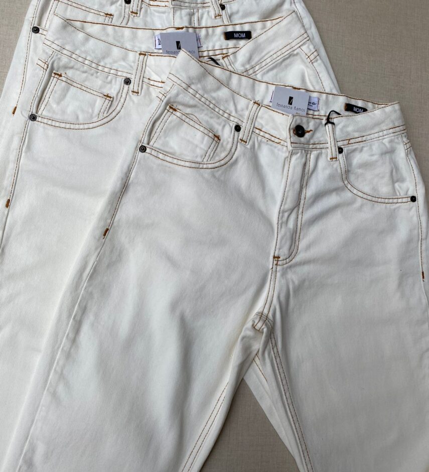 Calça Jeans Feminina Mom Off White 4658 - Fernanda Ramos Store