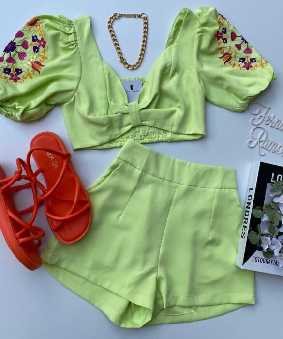 Conjunto Feminino Short e Cropped Bordado Verde Lima Fernanda Ramos Store