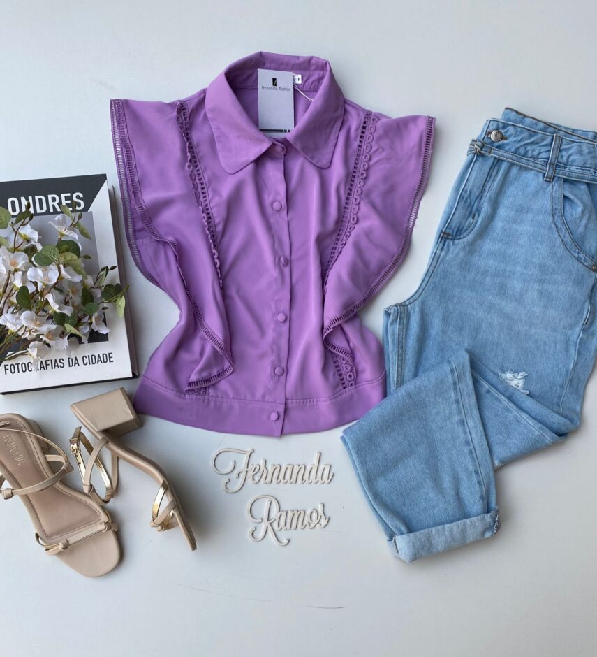 Cropped Feminino Alongado com Botões e Detalhes Lilás - Fernanda Ramos Store