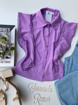 fernandaramosstore com br cropped feminino alongado com botoes e detalhes lilas