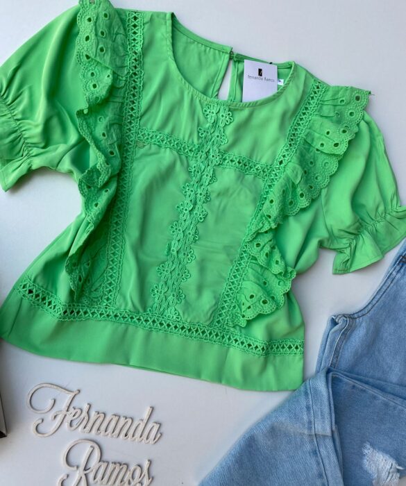 fernandaramosstore com br cropped feminino alongado detalhe em laise verde 1