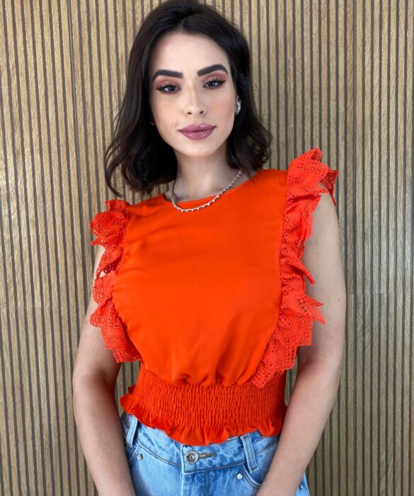 Cropped Feminino Babados em Guipir Coral - Fernanda Ramos Store