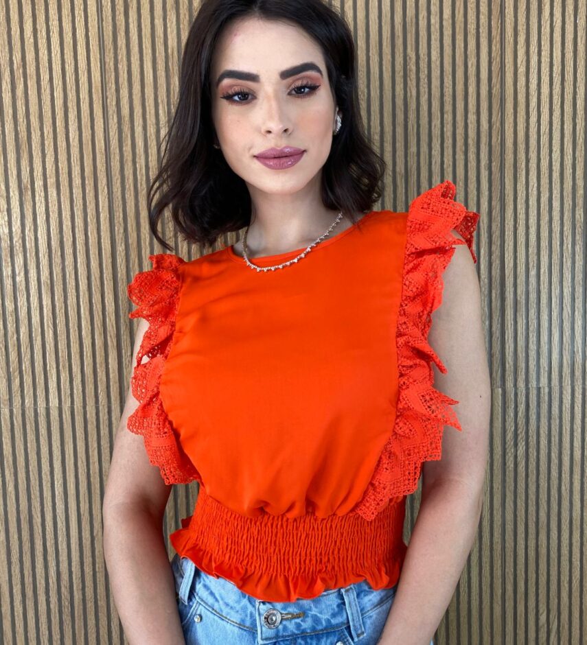 Cropped Feminino Babados em Guipir Coral - Fernanda Ramos Store