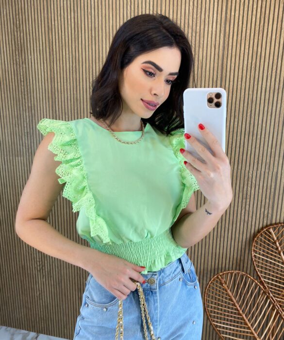 Cropped Feminino Babados em Guipir Verde - Fernanda Ramos Store