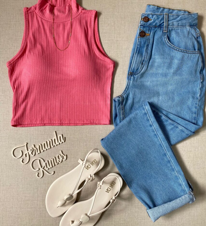 Cropped Feminino Canelado com Bojo e Gola Rosa - Fernanda Ramos Store