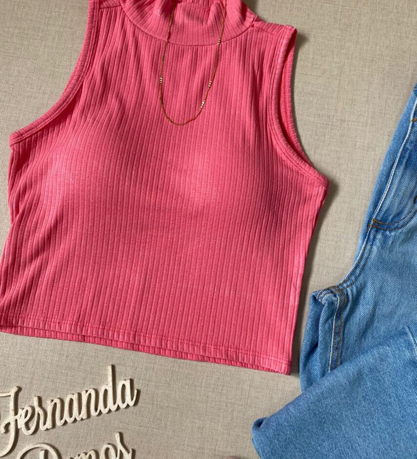 Cropped Feminino Canelado com Bojo e Gola Rosa - Fernanda Ramos Store