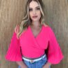 Cropped Feminino com Bojo Manga Plissada Pink Flúor - Fernanda Ramos Store