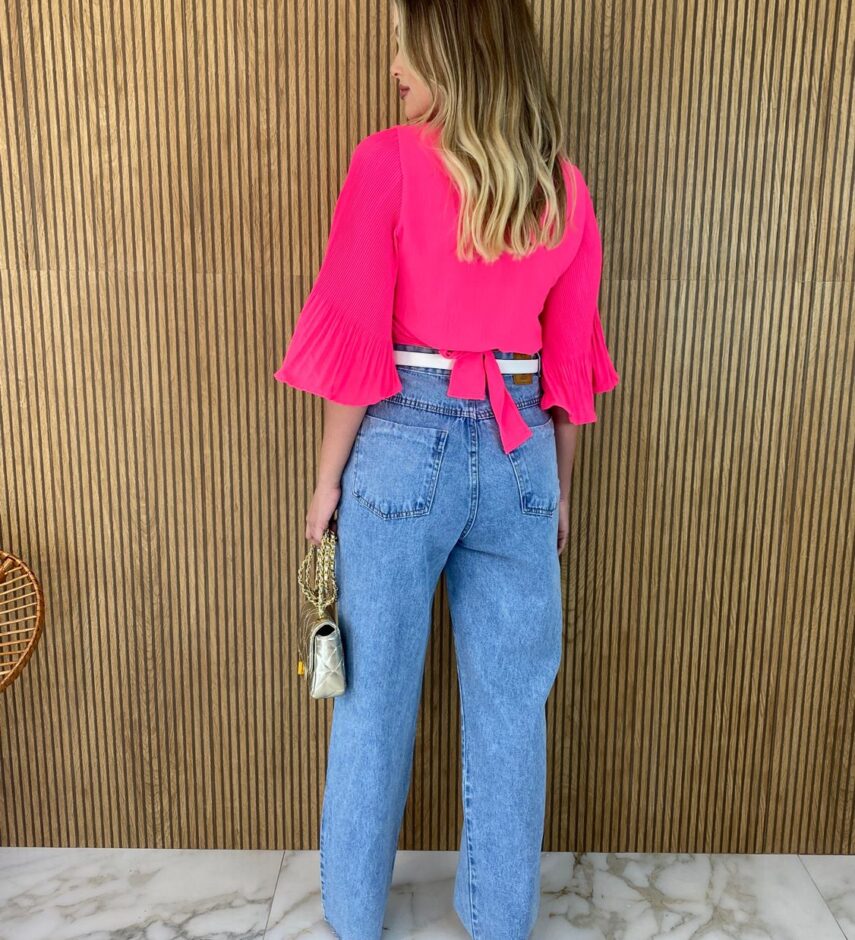Cropped Feminino com Bojo Manga Plissada Pink Flúor - Fernanda Ramos Store