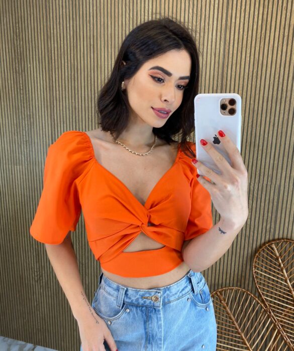 Cropped Feminino sem Bojo Manga Curta Lastex Atrás Laranja - Fernanda Ramos Store