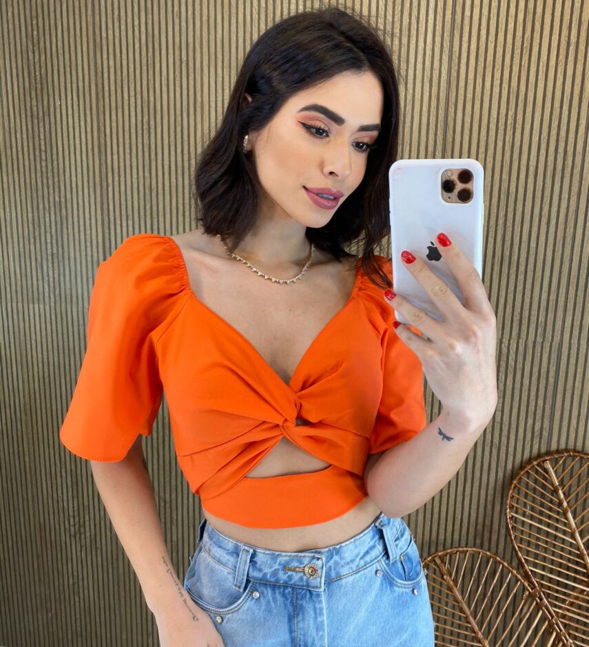 Cropped Feminino sem Bojo Manga Curta Lastex Atrás Laranja - Fernanda Ramos Store