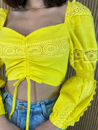 Cropped Feminino sem Bojo Manga Longa com Detalhe Guipir Amarelo - Fernanda Ramos Store