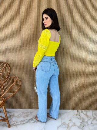 Cropped Feminino sem Bojo Manga Longa com Detalhe Guipir Amarelo - Fernanda Ramos Store