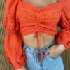 fernandaramosstore com br cropped feminino sem bojo manga longa com detalhe guipir laranja 2