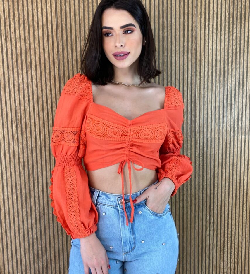 Cropped Feminino sem Bojo Manga Longa com Detalhe Guipir Laranja - Fernanda Ramos Store