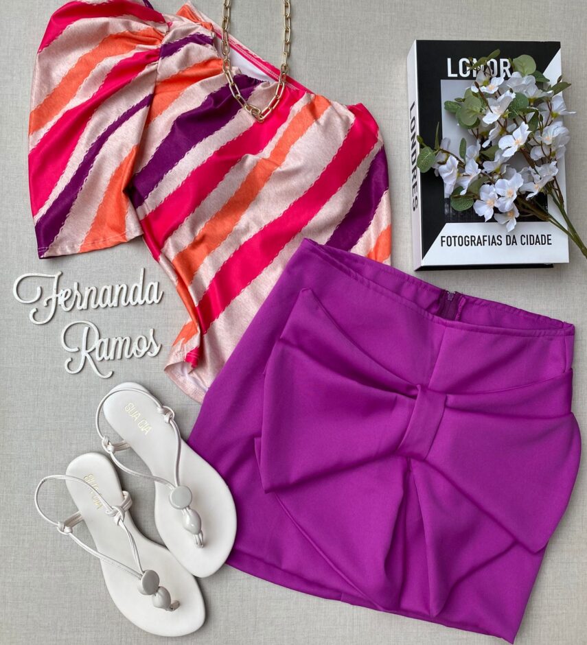 Saia Curta Feminina Detalhe em Laço Fúcsia - Fernanda Ramos Store