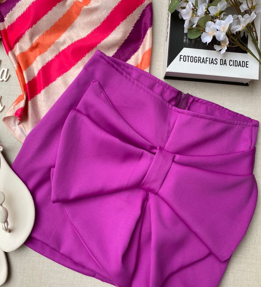 Saia Curta Feminina Detalhe em Laço Fúcsia - Fernanda Ramos Store