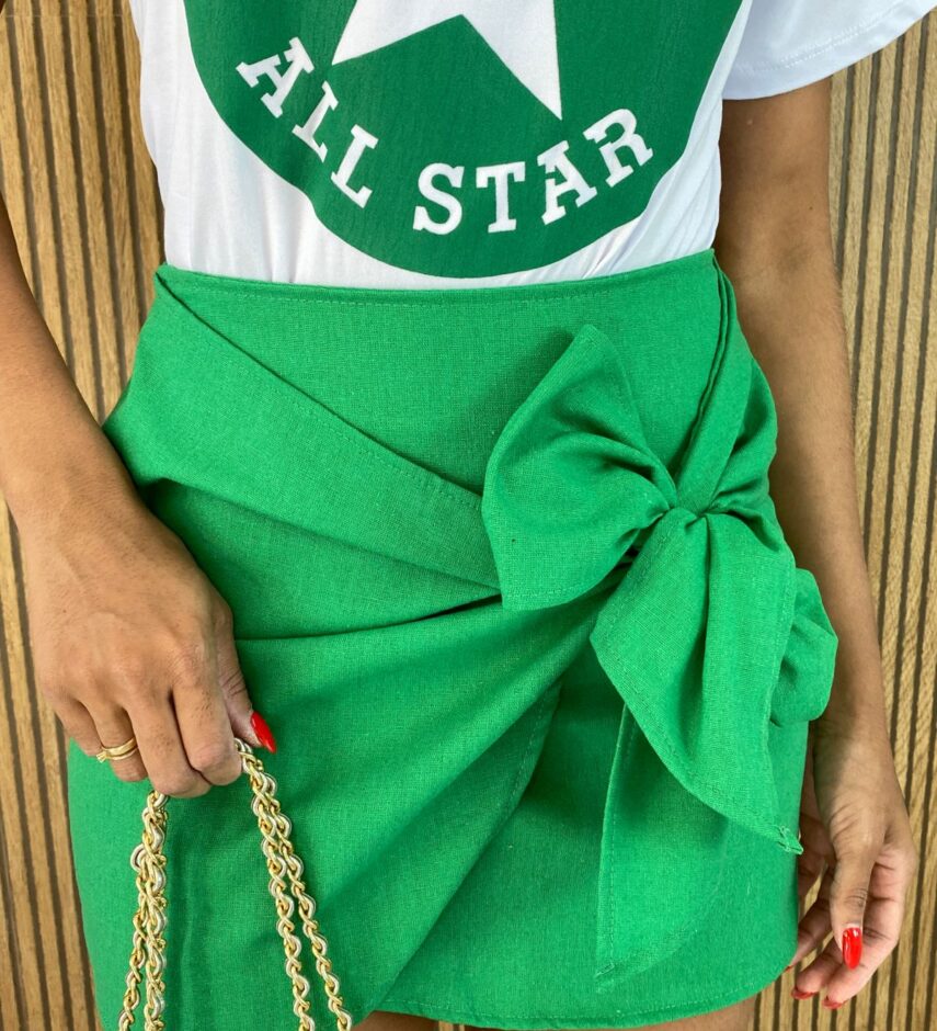 fernandaramosstore com br saia curta feminina viscolinho com amarracao verde 1