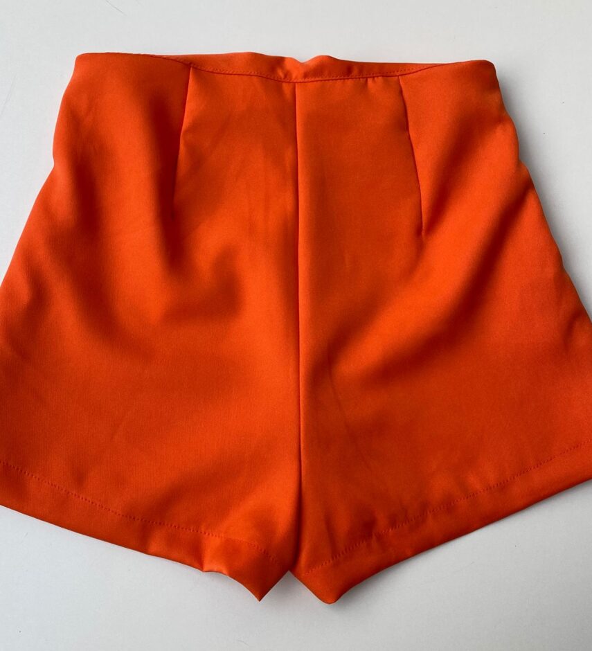 fernandaramosstore com br short feminino alfaiataria ziper lateral laranja 2