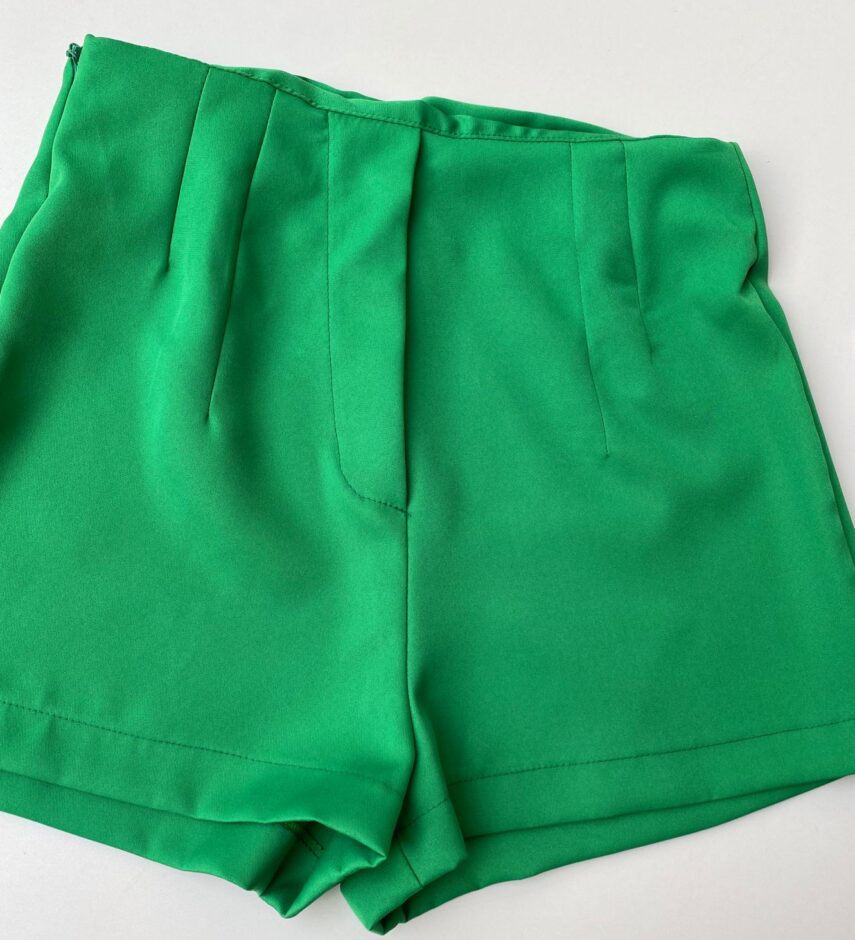 fernandaramosstore com br short feminino alfaiataria ziper lateral verde 2
