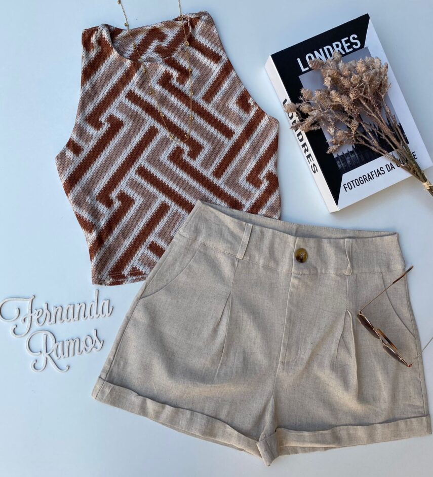 Short Feminino Bege Viscolinho com Bolsos Fernanda Ramos Store
