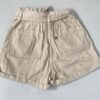 fernandaramosstore com br short jeans feminino clochard com cinto bege 2