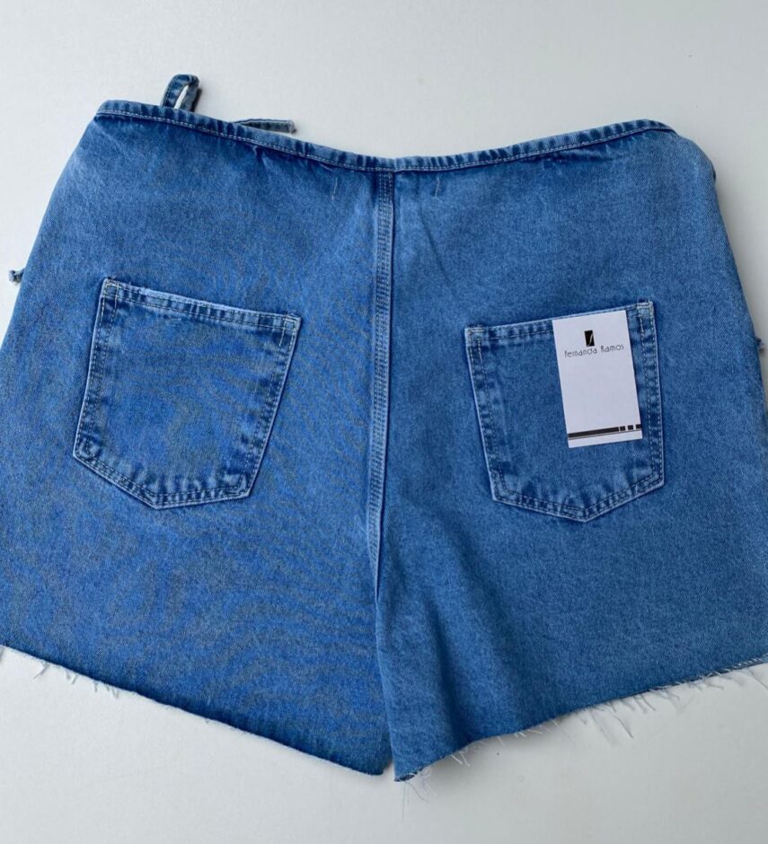 fernandaramosstore com br short jeans feminino com abertura e amarracao 2