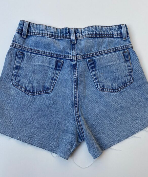 Short Jeans Feminino com Aplicações - Fernanda Ramos Store