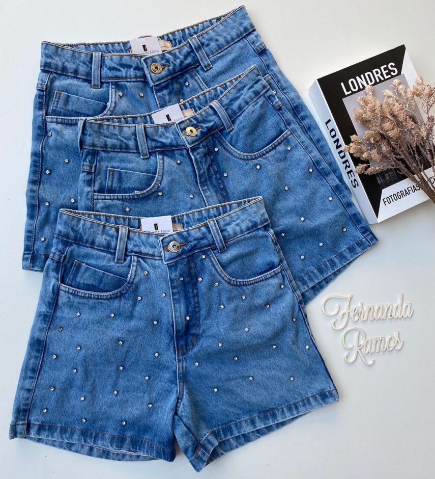 Short Jeans Feminino com Aplicações 500 Fernanda Ramos Store