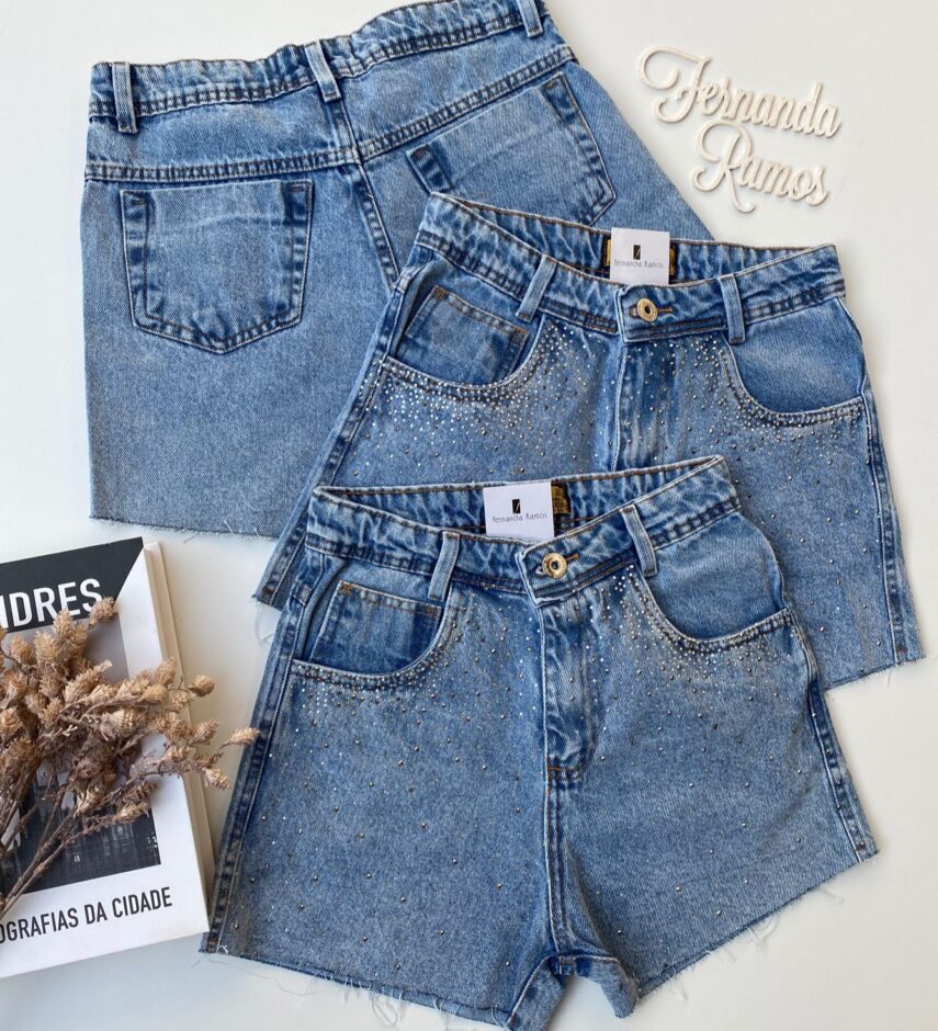 Short Jeans Feminino com Aplicações - Fernanda Ramos Store