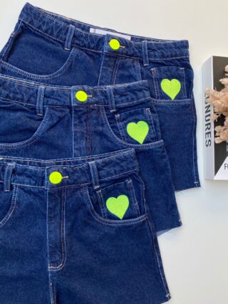 fernandaramosstore com br short jeans feminino com bordado de coracao 1