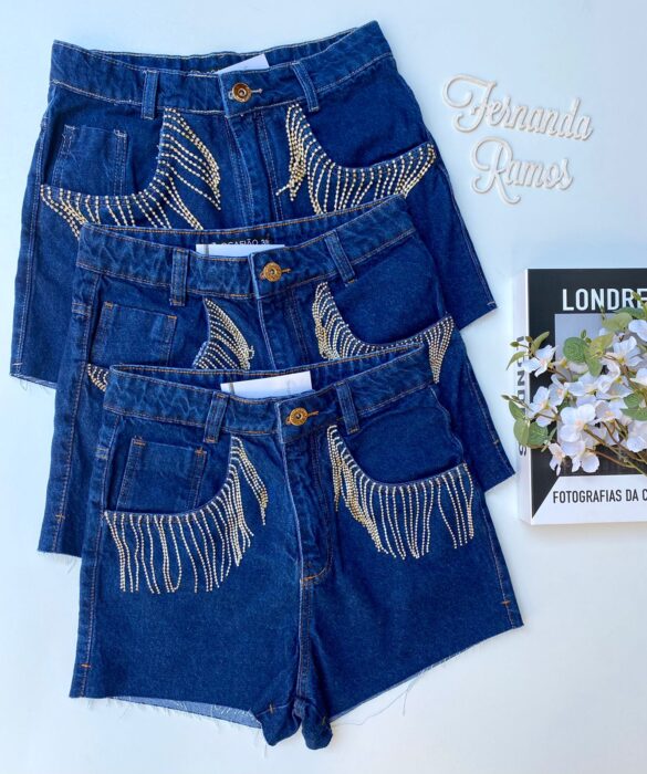 Short Jeans Feminino com Detalhes em Strass - Fernanda Ramos Store