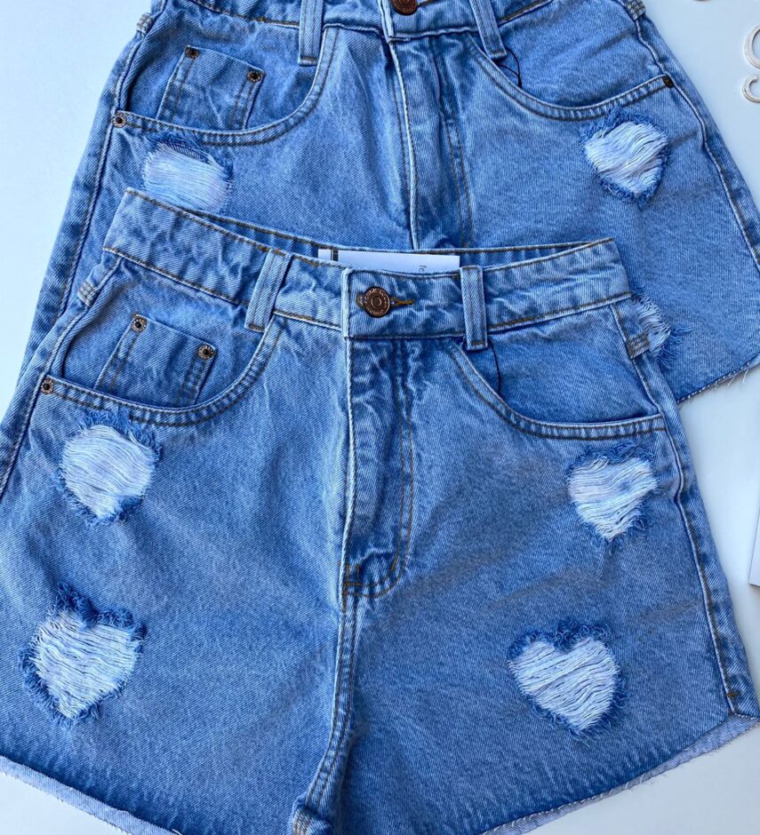 fernandaramosstore com br short jeans feminino heart detalhe em destroyed 2