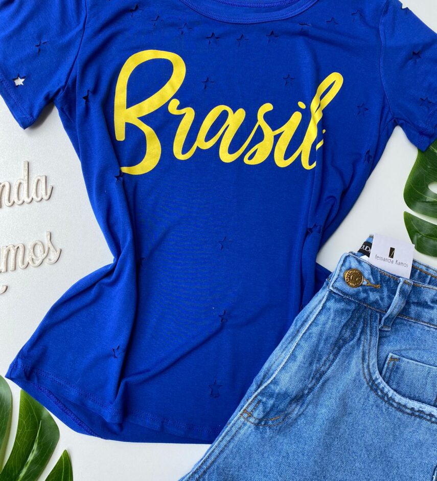 T-shirt Manga Curta com Estampa e Detalhes Vazados Azul - Fernanda Ramos Store