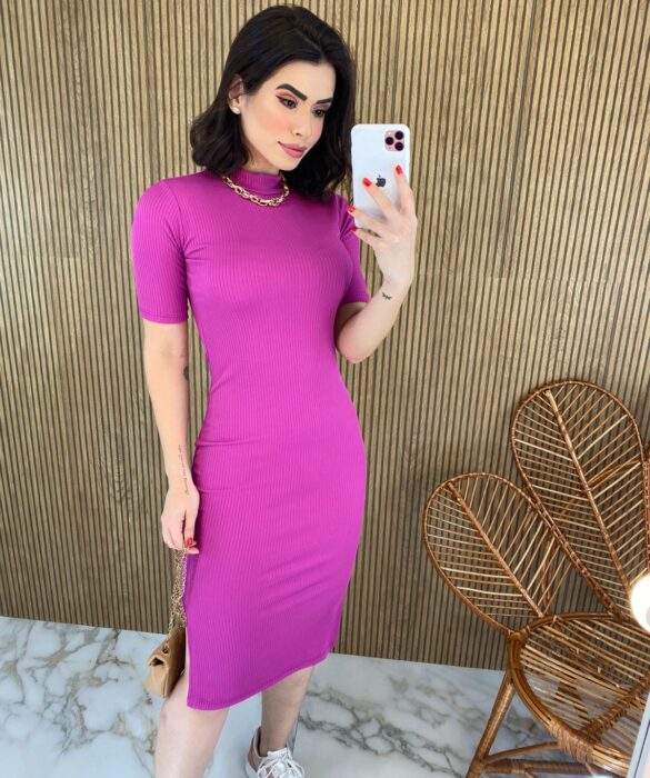 fernandaramosstore com br vestido curto canelado manga curta fucsia sem bojo 1