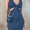 fernandaramosstore com br vestido curto com bojo canelado com abertura cinza 2